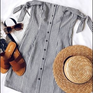 NWT Lulu's Blue and White Off-The-Shoulders Dress